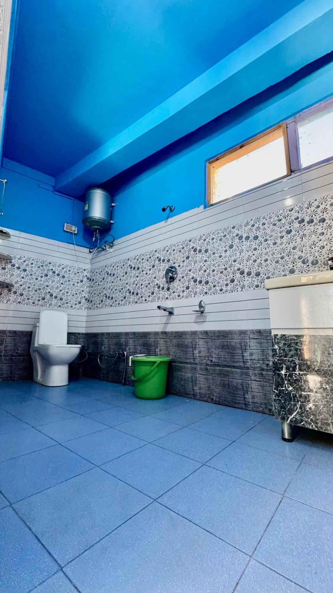 Hotel 19 Tosh Εξωτερικό φωτογραφία