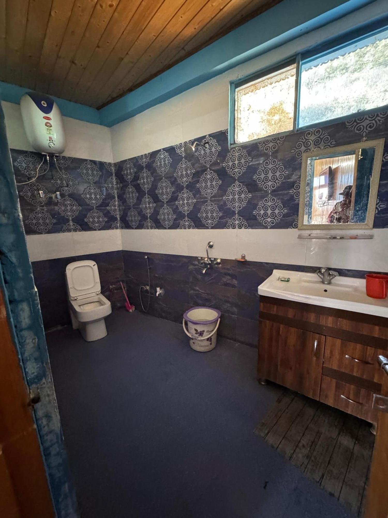 Hotel 19 Tosh Εξωτερικό φωτογραφία