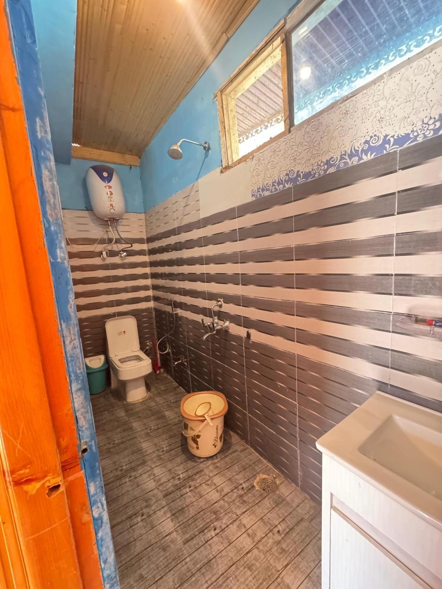 Hotel 19 Tosh Εξωτερικό φωτογραφία