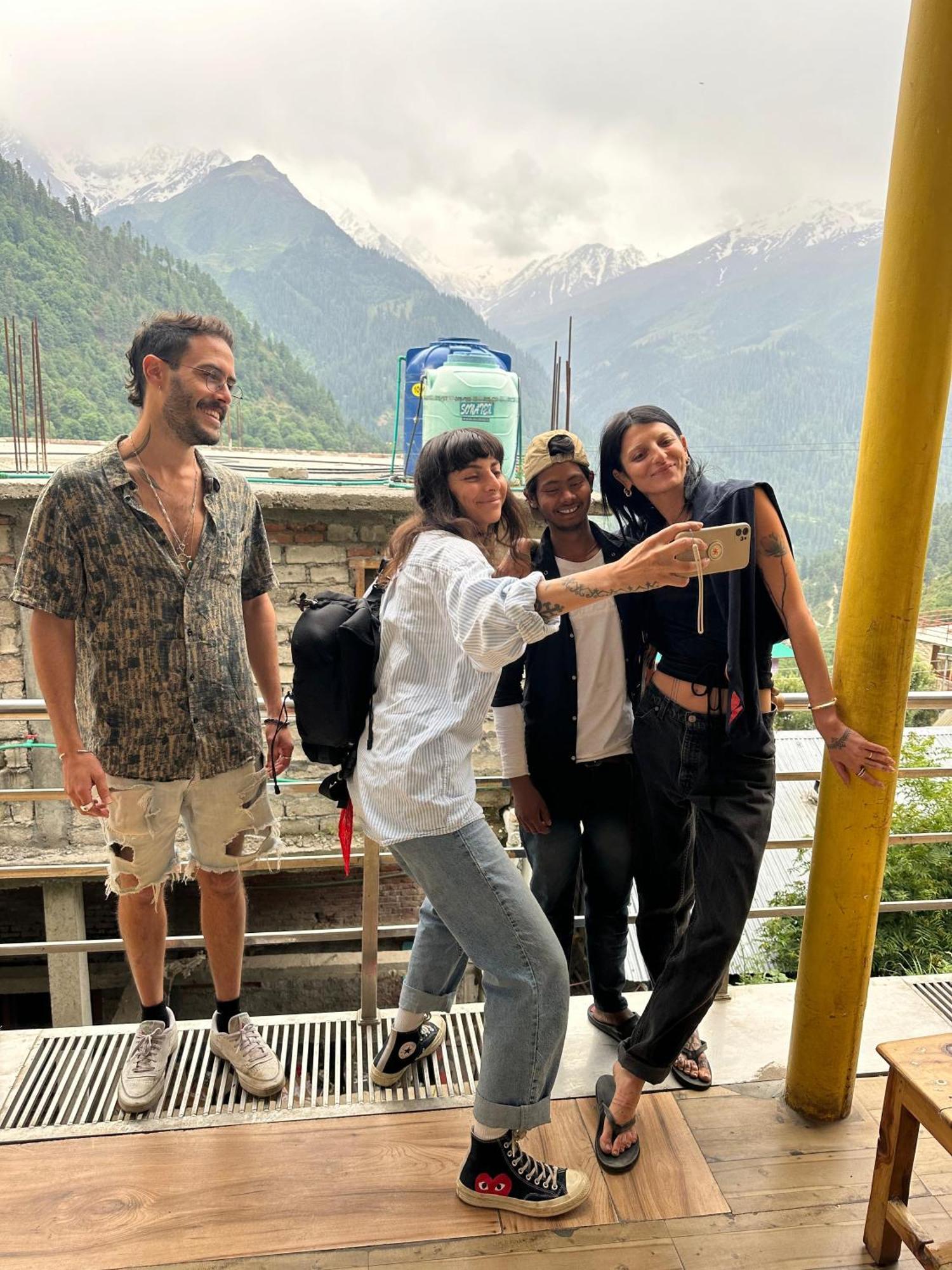Hotel 19 Tosh Εξωτερικό φωτογραφία